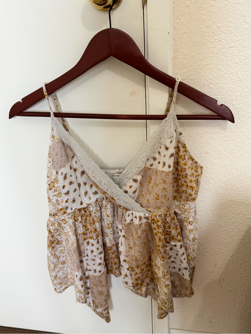 American Eagle Outfitters Cream and Gold Floral Lace-Trim Cami